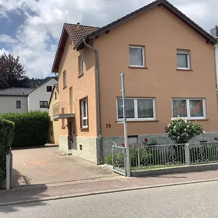 Gaestehaus Apartmán *